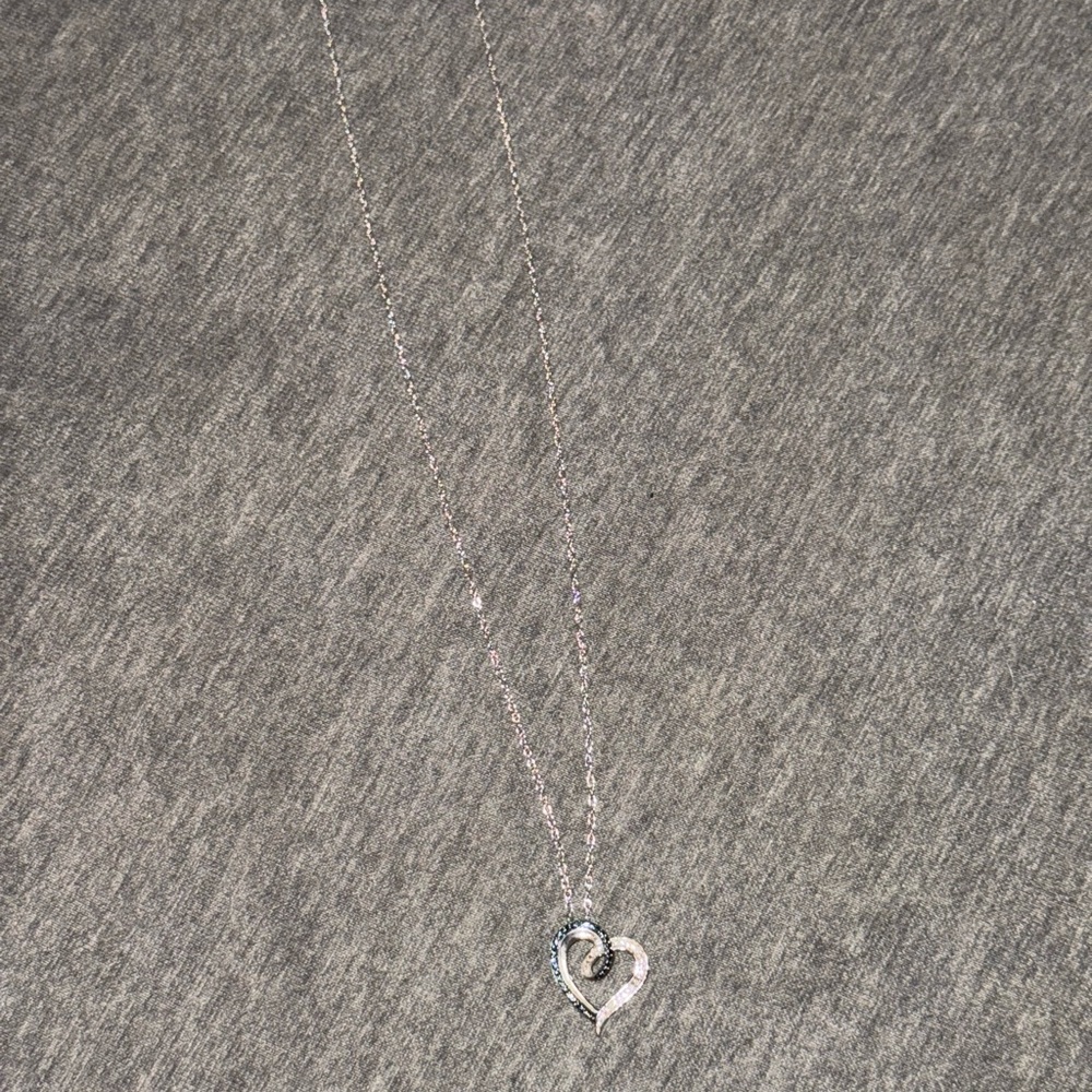 925 REAL black and white diamond heart pendant necklace. From Kay’s - Picture 5 of 5